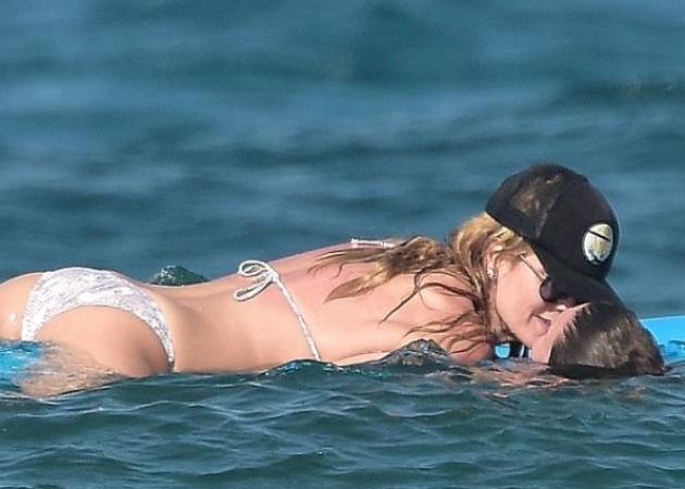 Heidi Klum: Καυτά στιγμιότυπα στη θάλασσα με τον 29χρονο σύντροφό της