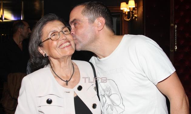 Κωνσταντίνος Μαρκουλάκης: Η μητέρα του τον απόλαυσε στο θέατρο!