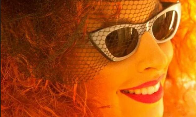 Σοφία Κουρτίδου: Ανοίγει φύλλο με την γιαγιά της! Βίντεο