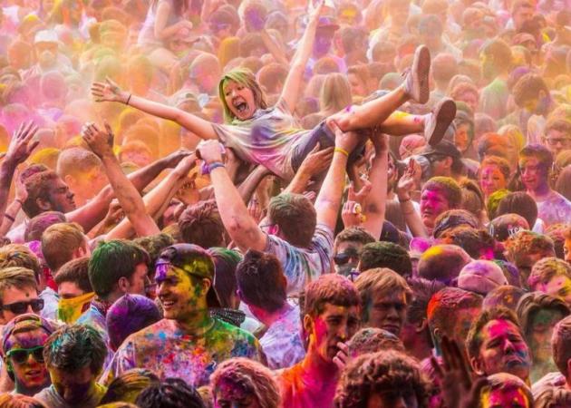 Holi Fest: Ένα εντυπωσιακό φεστιβάλ στην Κρήτη