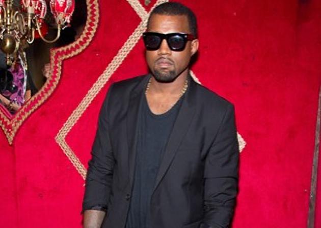 Θα μεταφέρει ο Kanye West την έδρα του στο Λονδίνο;