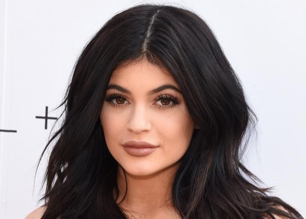 Attention fan της Kylie Jenner! Αυτά είναι τα τρία ολοκαίνουρια κραγιόν της!