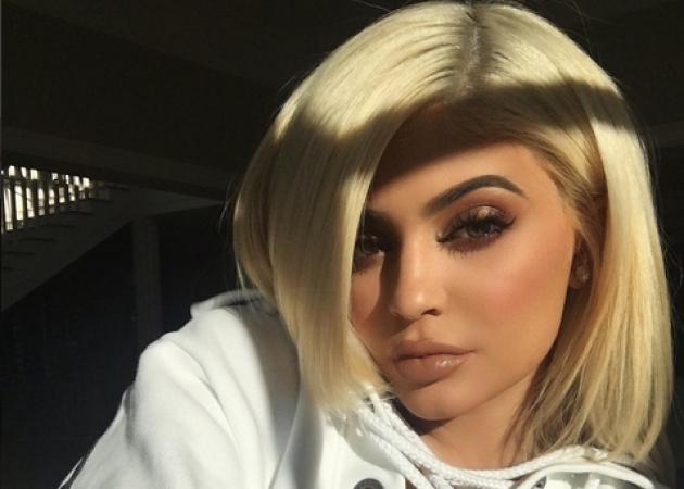 Παραιτούμαι! Η Kylie Jenner άλλαξε πάλι τα μαλλιά της!