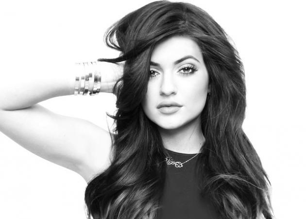Kylie Jenner: μετά τις Kardashian και η ετεροθαλής αδερφή τους βγάζει σειρά μαλλιών!