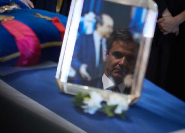 Η φωτογραφία του Κυριάκου με τον Κωνσταντίνο Μητσοτάκη που συγκλονίζει