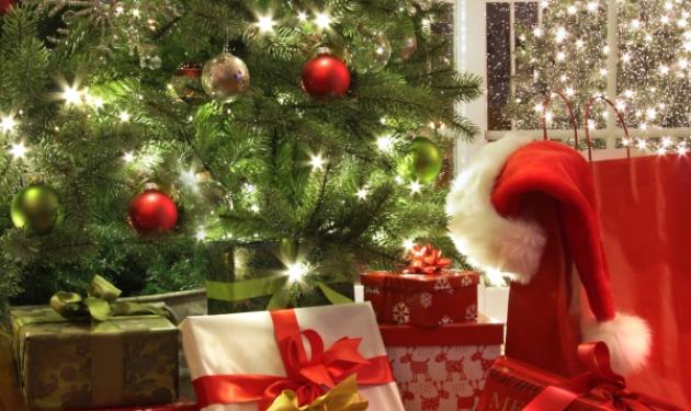 Προσοχή στα χριστουγεννιάτικα φωτάκια – Τι να κάνεις για να μην γίνουν επικίνδυνα!