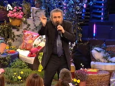 Η Μενεγάκη, ο Λαζόπουλος και οι φήμες! | tlife.gr Η Μενεγάκη, ο Λαζόπουλος και οι φήμες! | tlife.gr