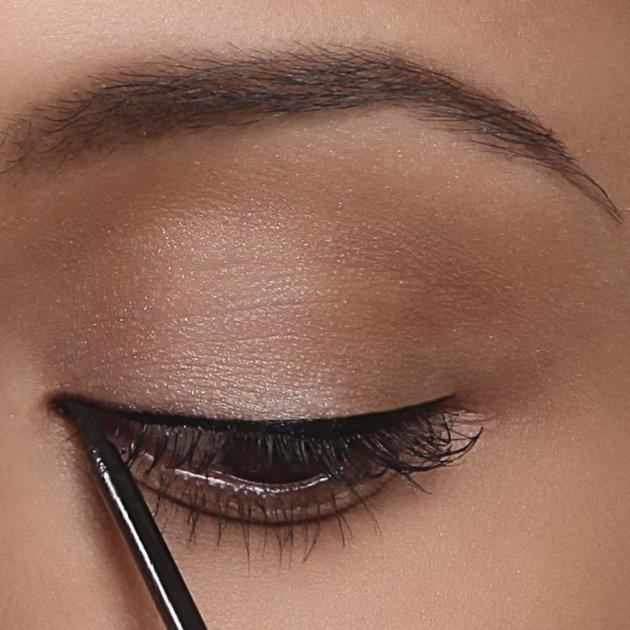 3 | Lash line liner: βήμα 2