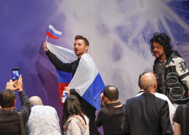 Eurovision 2016: Η επίθεση των δημοσιογράφων στον Ρώσο τραγουδιστή