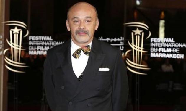 C. Louboutin: Τα βάζει με τους ακροδεξιούς και ζητά να αποσυρθεί η καμπάνια τους!