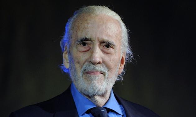 Έφυγε από τη ζωή ο ηθοποιός Christopher Lee