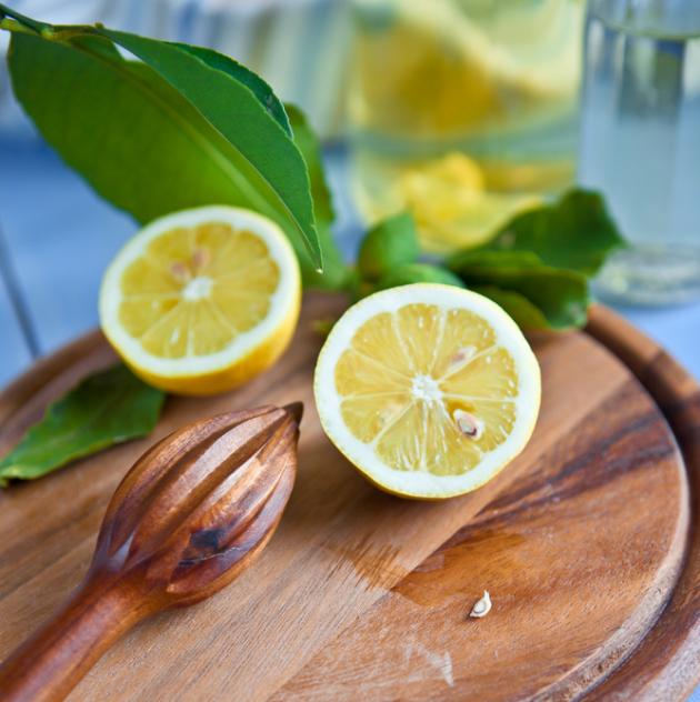 Micro μυστικό για να πάρεις περισσότερο χυμό από τα λεμόνια σου