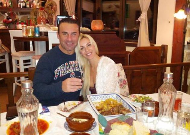 Σωκράτης Πετίδης: Ραγίζει καρδιές το τελευταίο αντίο της  συντρόφου του! [pics]