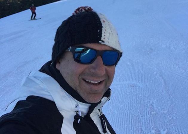 Γιώργος Λιάγκας: Κάθε μέρα για σκι με τον γιο του στις διακοπές των Χριστουγέννων!