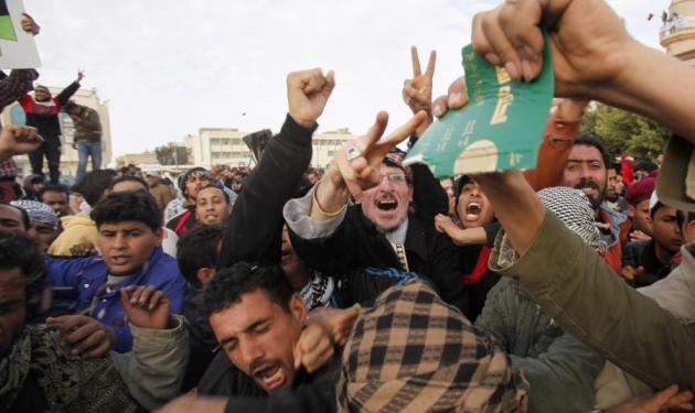 Εκτός ελέγχου η κατάσταση στη Λιβύη – Αγωνία για τους Έλληνες που ζουν στη χώρα
