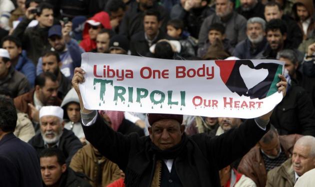 Σκοτώνουν εν ψυχρώ όποιον διαδηλώνει στη Λιβύη