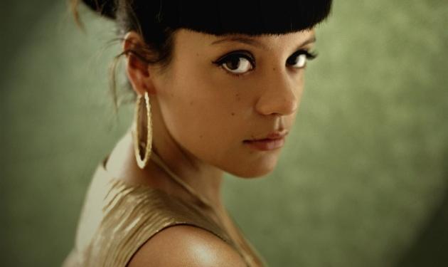 Η Lily Allen εσπευσμένα στο νοσοκομείο μετά την αποβολή του μωρού της