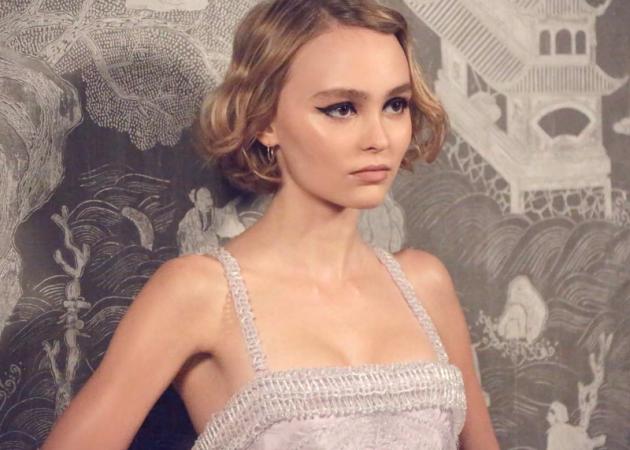 Η Lily Rose Depp είναι το πρόσωπο του νέου αρώματος N°5 L’EAU της Chanel!