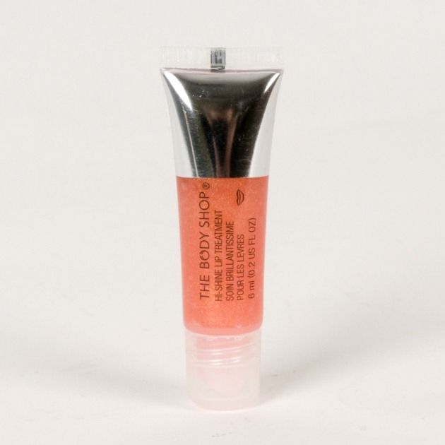 8 | Ολοκλήρωσε με lip gloss για να λάμπεις!