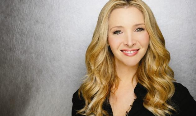 Lisa Kudrow: H ηθοποιός στα 51 της, δεν θυμίζει σε τίποτα την Φοίβη από τα Φιλαράκια!