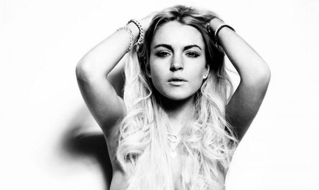 Lindsay Lohan: Ποζάρει topless στη σουίτα της στη Μύκονο!