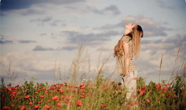 Το καλοκαίρι μας κλείνει το μάτι με 23ºC!