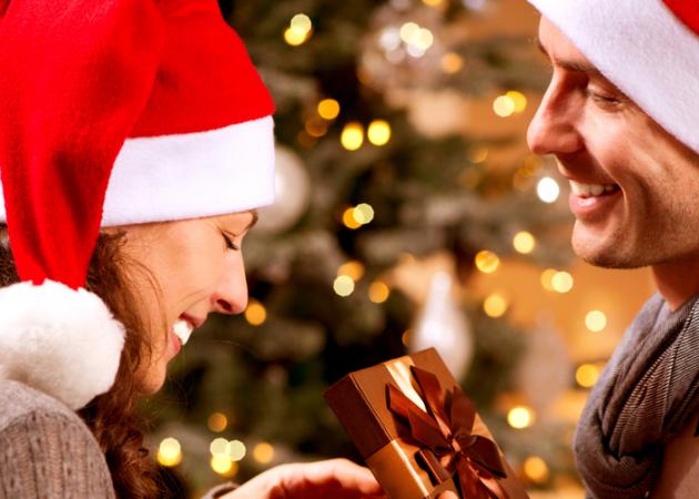 LOVE TIPS: Ανανέωση της σχέσης, φλερτ και έρωτας με… Χριστουγεννιάτικη γεύση!