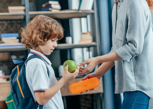 Lunchbox fun: Τι μπορείς να κρύψεις στο τσαντάκι φαγητού για να χαρεί το μικρό σου