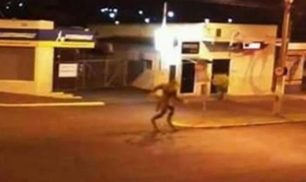 Χαμός από πλάσμα που μοιάζει με λυκάνθρωπο σε πόλη της Βραζιλίας!