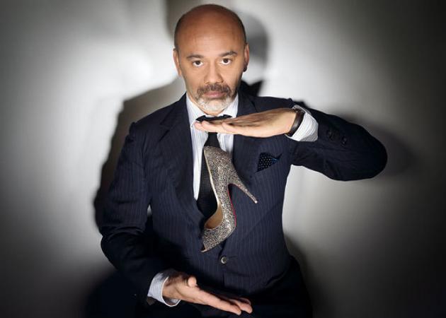 O Louboutin στην επίσημη έκθεση παπουτσιών στο Λονδίνο.