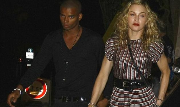 Madonna: Της έκανε πρόταση γάμου ο 24χρονος φίλος της!