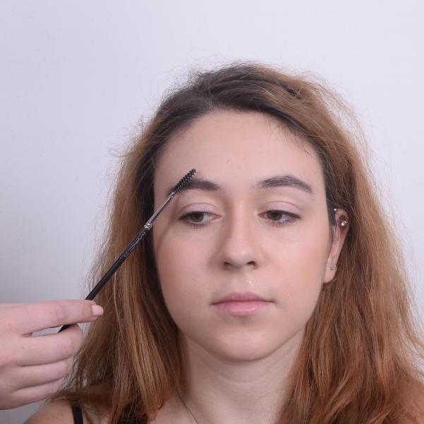 2 | Make up: βήμα 1