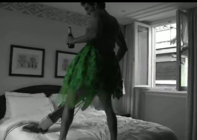 Δες το χιουμοριστικό βίντεο του Marc Jacobs για τη συλλογή Resort 2012!