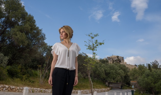 Eurovision 2015: Η εντυπωσιακή φωτογράφιση της Μαρίας Έλενας Κυριάκου με θέα την Ακρόπολη!
