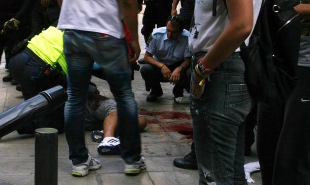 Επεισοδιακή σύλληψη του Νίκου Μαζιώτη στο κέντρο της Αθήνας – Πυροβολισμοί στην Μητροπόλεως!