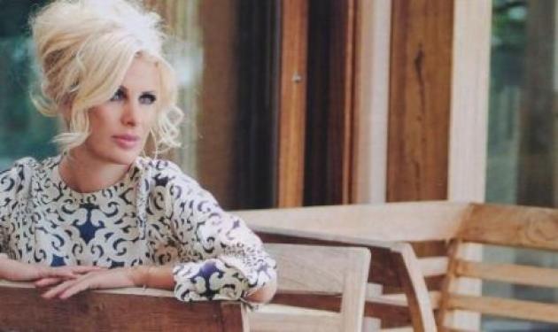 Ελένη Μενεγάκη: Περισσότερες προσωπικές της φωτογραφίες από το φετινό καλοκαίρι!
