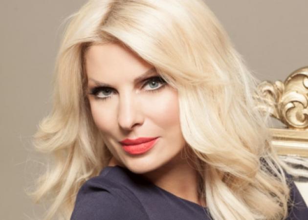 Πρόταση – βόμβα από Ελένη Μενεγάκη