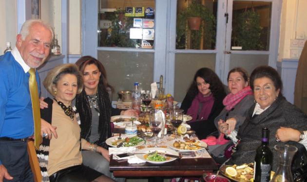Μ. Ντενίση: Οικογενειακή έξοδος στην Κύπρο!