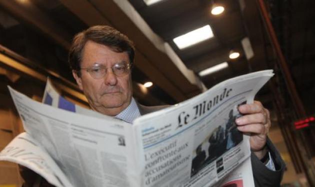 Πέθανε ξαφνικά ο διευθυντής της εφημερίδας “Le Monde”