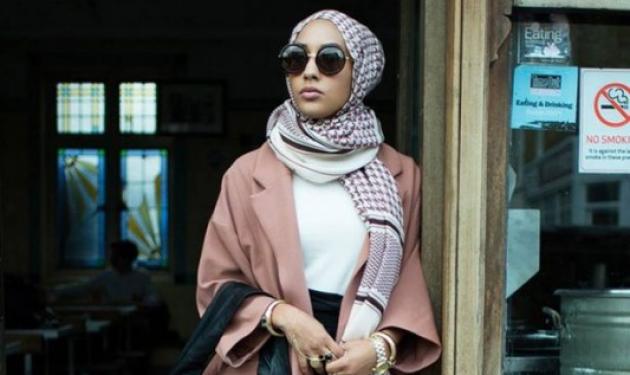 23χρονη Μουσουλμάνα με μαντήλα σε… καμπάνια γνωστής εταιρείας ρούχων!