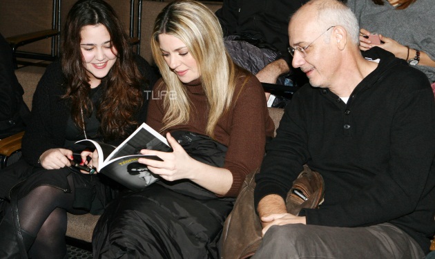 Γ. Κιμούλης: Στο θέατρο με την αγαπημένη του Ε.Μουτάφη και την κόρη του!