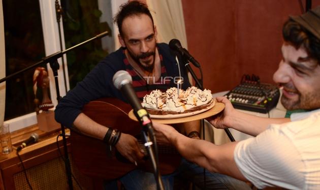 Π. Μουζουράκης: Το πάρτυ – έκπληξη για τα γενέθλιά του! Δες ποιοι βρέθηκαν εκεί