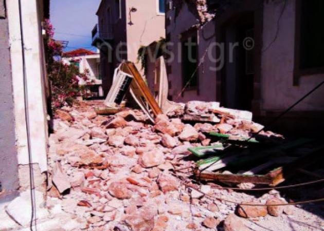 Σεισμός Μυτιλήνη: Παραμένει εγκλωβισμένη μια γυναίκα! Ισοπεδώθηκε χωριό! Τραυματίες στα Βρισά