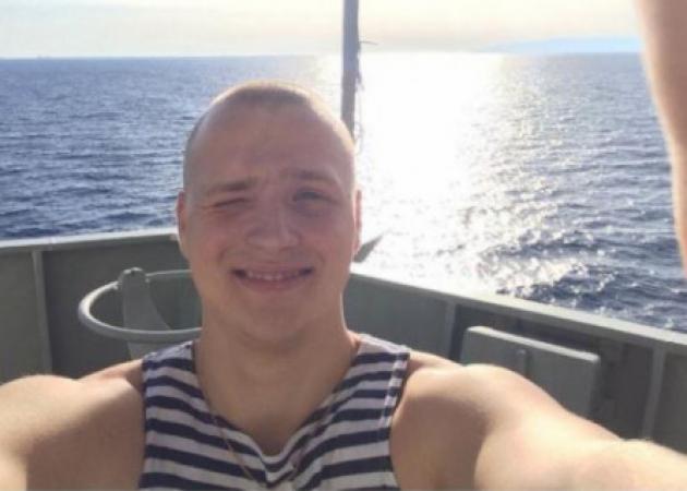 Η selfie του ναύτη πρόδωσε τη θέση πολεμικού πλοίου ανοιχτά της Κρήτης!