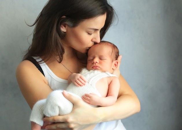 Η ζωή με το νεογέννητο: 5 “μύθοι” που θα… διαλυθούν με τον ερχομό του μωρού