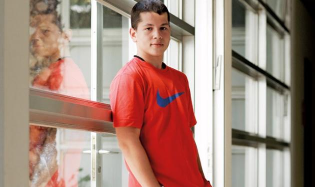 Tatiana Live: Η συγκινητική ιστορία του 16χρονου Νίκου που έχασε στα 14 από καρκίνο το πόδι του