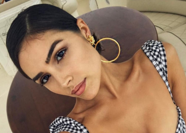 H Olivia Culpo αποφάσισε να κάνει μόνη της το μακιγιάζ της στο εξής!