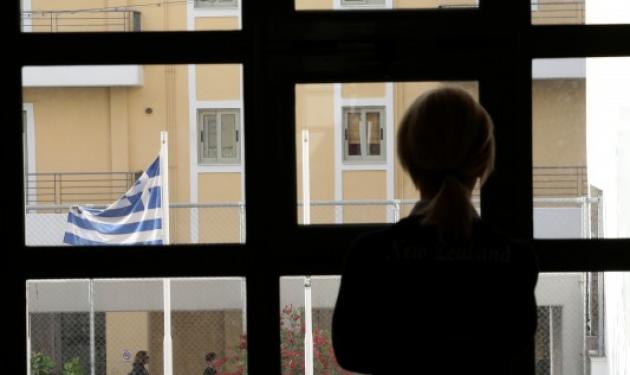 Πανελλαδικές: Καθηγητής έπεσε νεκρός μπροστά στα μάτια των συναδέλφων του!