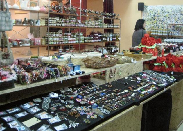 Χριστουγεννιάτικο bazaar των Δρόμων Ζωής