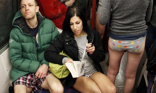 Μια συνηθισμένη μέρα στο Μετρό αλλά χωρίς… παντελόνια! Δες φωτογραφίες